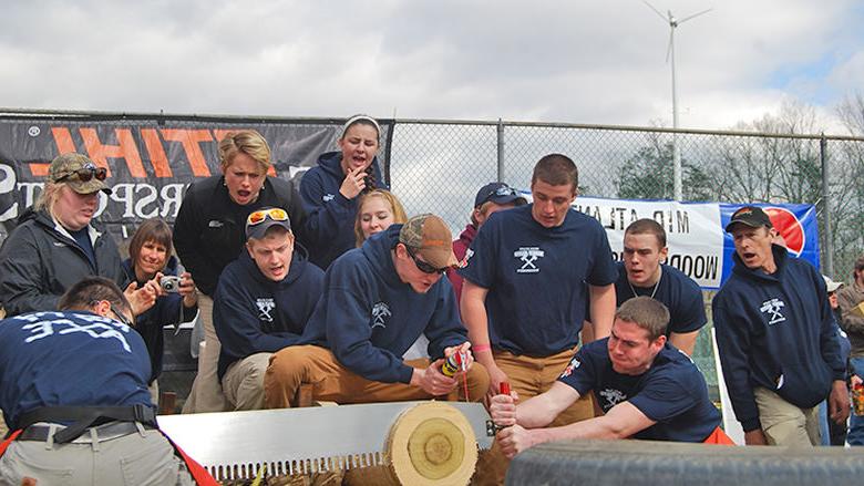 2014 Penn State Mont Alto cross-cut sawyers and their team